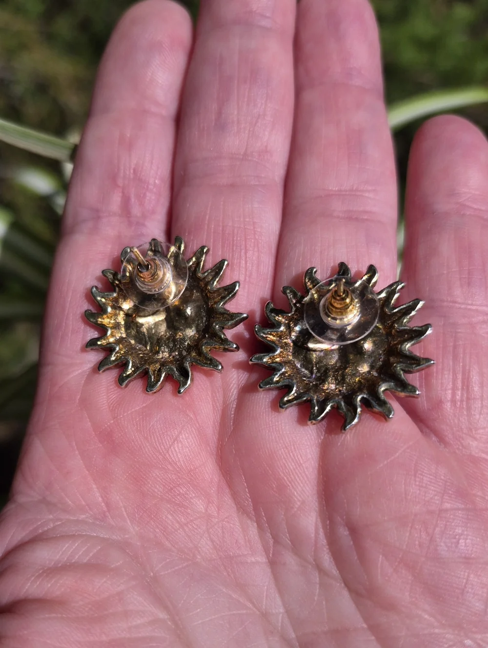 Vintage Sun Marcasite Gold & Silver Tone Celestial Pierced Post Stud Earrings 1" - Picture 3 of 3